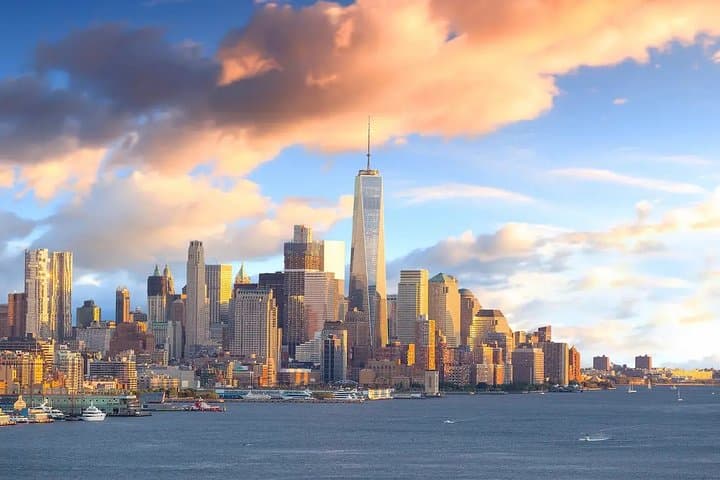Private Transfer from Manhattan to Newark Liberty Airport (EWR)