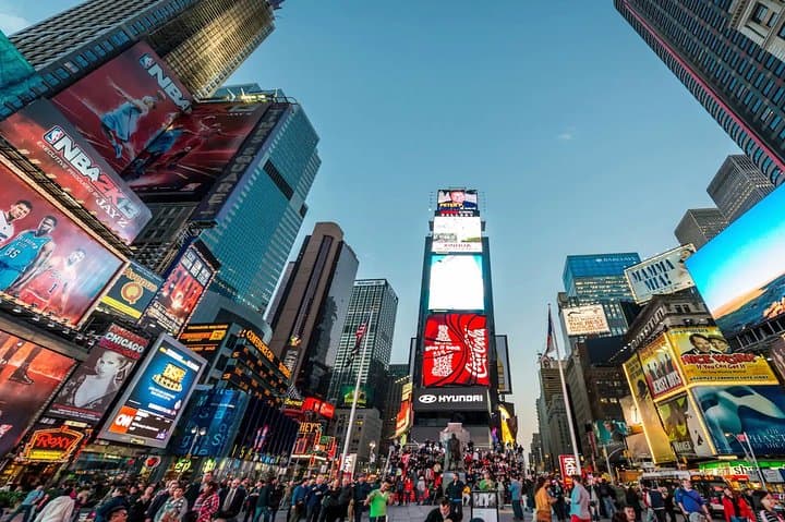 Private Transfer from Manhattan to Newark Liberty Airport (EWR)