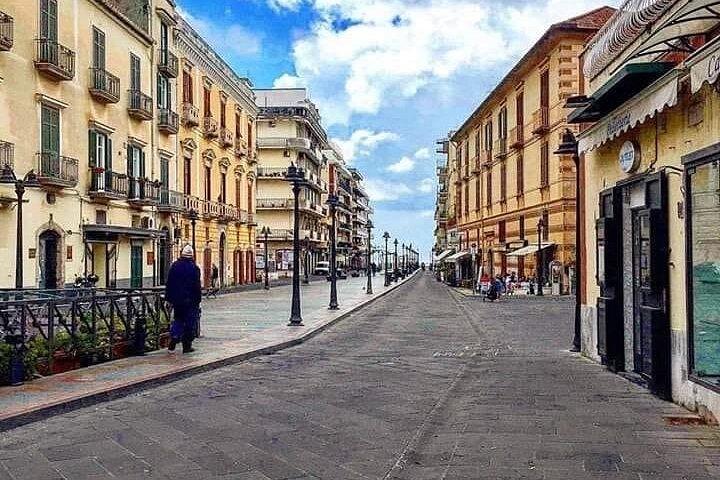 ローマからソレントとポジターノへの日帰り旅行、ラ・タリアータ農場でのlucnh