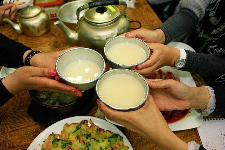 小グループソウルハイライトツアー opt. 韓服&お茶会