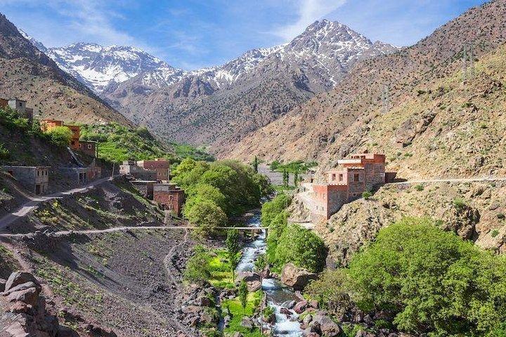 Marrakech: Majestic Atlas Mountains and 3 valleys Tour