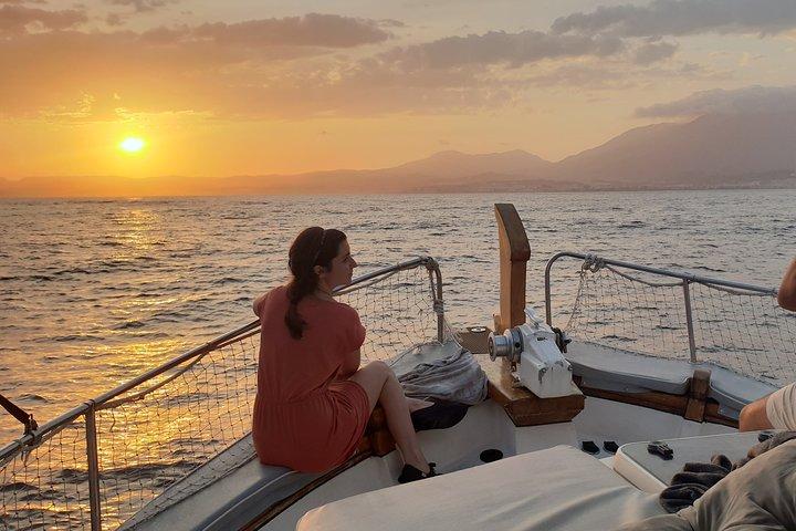 Sunset Boattrip + Tapa + Cava