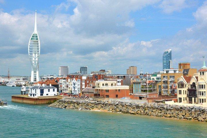 ポーツマス国際空港とロンドンヒースロー空港への/からのプライベートトランスファー