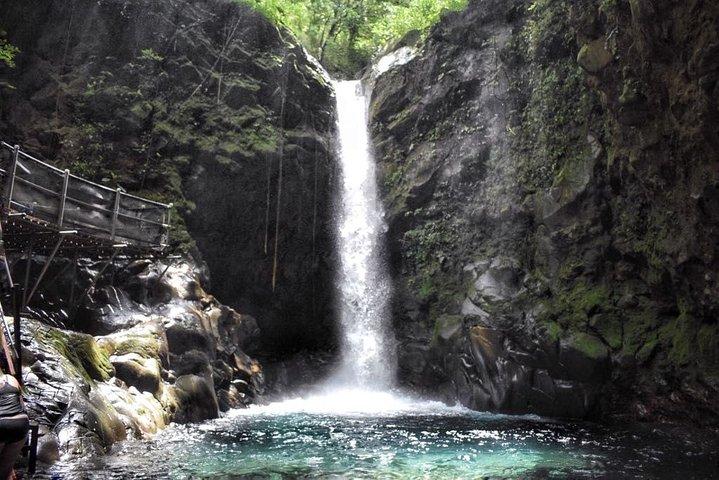 リンコン デ ラ ビエハ火山ハイキング、マッド バス、温泉