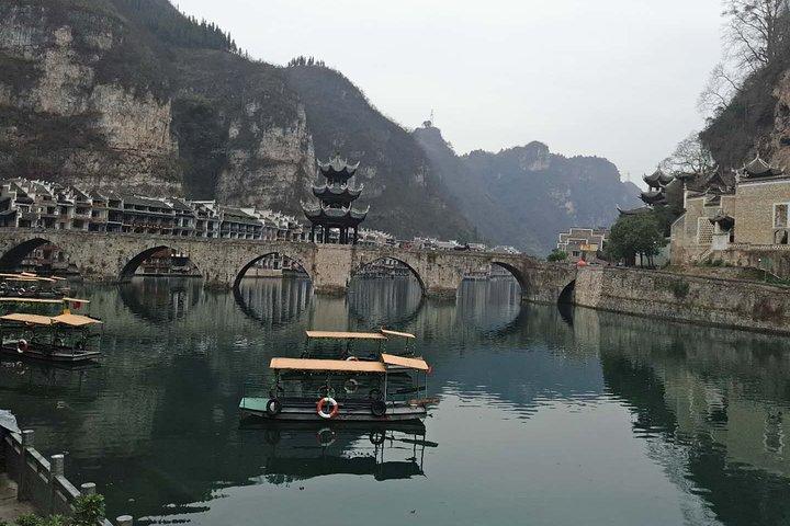 15-dagars privat rundtur från Lijiang till Guizhou och Zhangjiajie