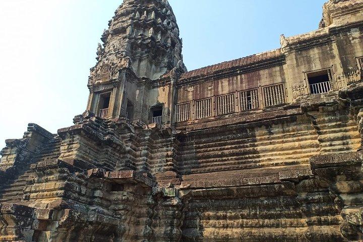 Half Day Private Trip for Sunrise at Angkor Wat