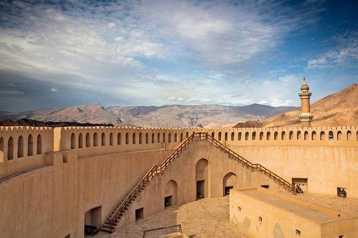 Tour culturale privato di 7 giorni in Oman