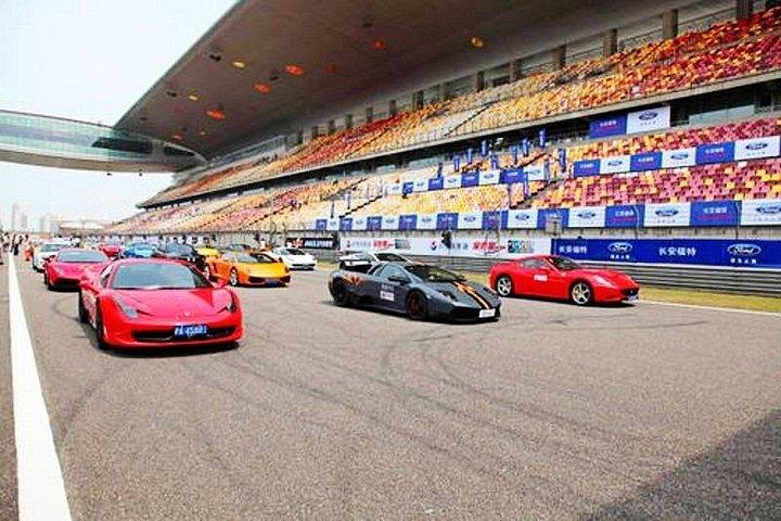 上海F1競馬場市内エリアからのプライベート往復送迎