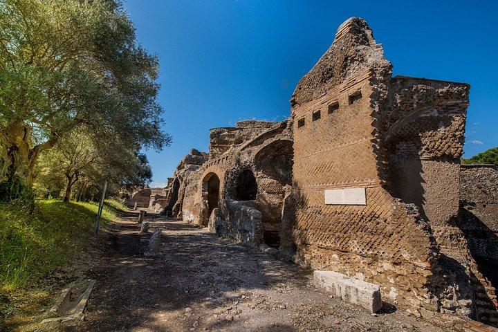 Tivoli、Hadrians Villa、Villa d'Este、ローマからの魅力的な日帰り旅行