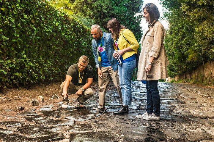Roman Countryside Walk: カタコンベ、水道橋、アッピア街道