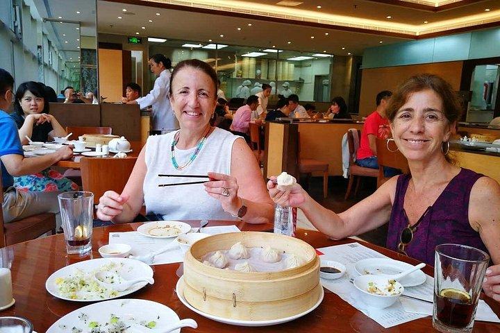 ミニグループ：3時間の上海通り朝食フーディツアー