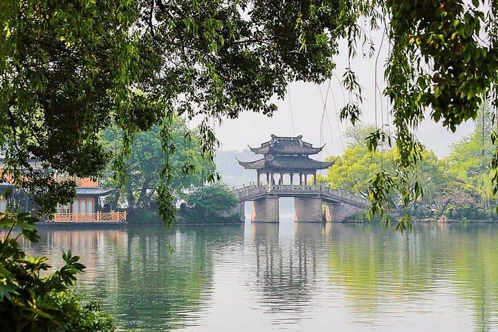 Hangzhou Højdepunkter Muslim Day Trip: West Lake, Phoenix Mosque & Qinghefang
