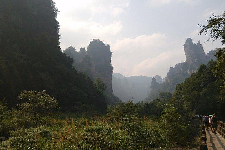 Full-Day Zhangjiajie National Park Private Hiking Tour Hotel in Yangjiajie