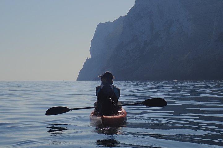 Excursion en kayak et plongée avec tuba à Cova Tallada