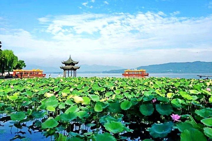 Privater One-Way-Transfer des Flughafens Shanghai Pudong in die Stadt Hangzhou
