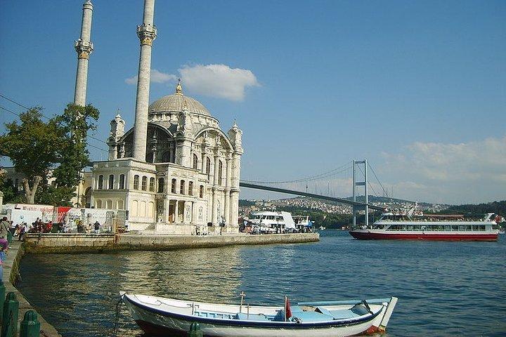 Fat Taxi - Private Istanbul Airport (IST) Transfer to Besiktas Area
