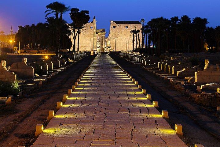 westoever van luxor en oostoever