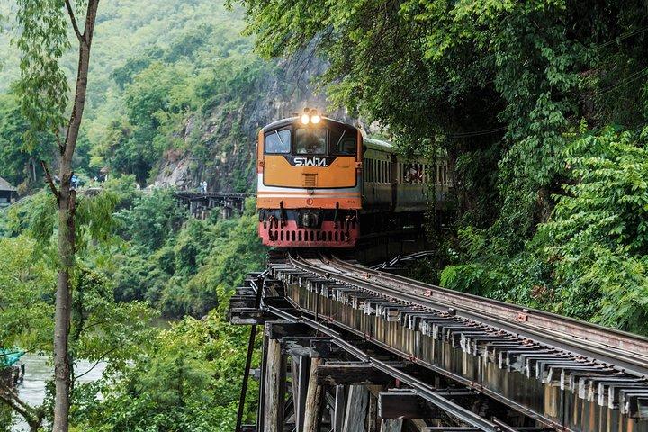 Bangkok: recorrido por el puente sobre el río Kwai y Tailandia-Birmania