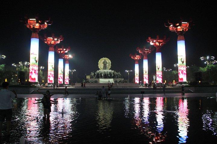Xian Night Tour: Grand Tang Dynasty Ever-Bright City, Music Fountain, City Wall