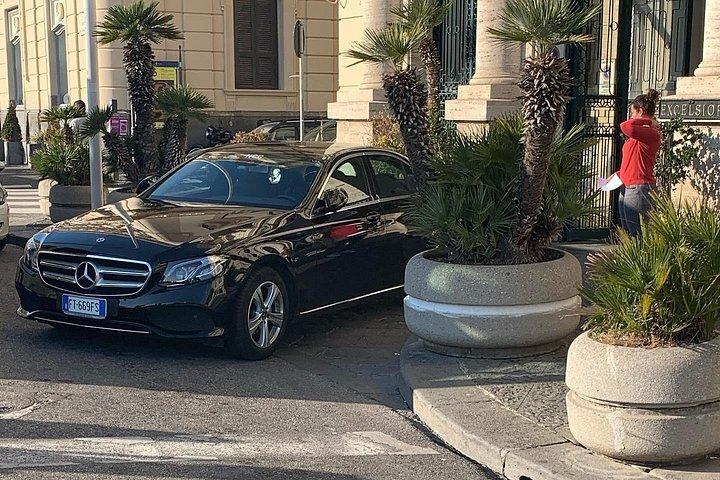 ローマからソレントへのプライベートおよびデラックストランスファーまたはその逆