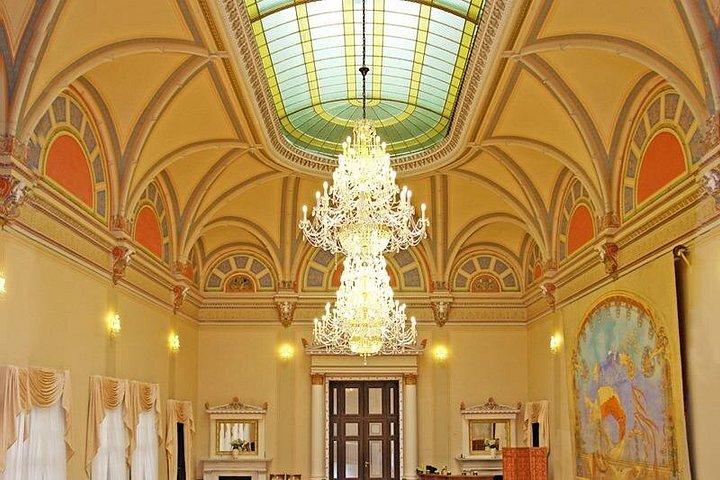 ピルスナーウルケル醸造所プライベート日帰り旅行、ピルゼンシティとシャトーツアー+ランチ