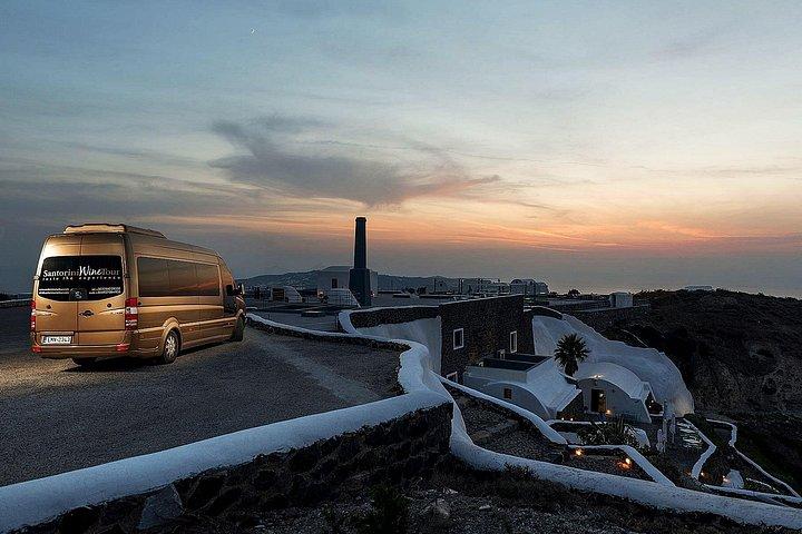 サントリーニ島ワインロードツアー、ワインテイスティング、朝と夕日