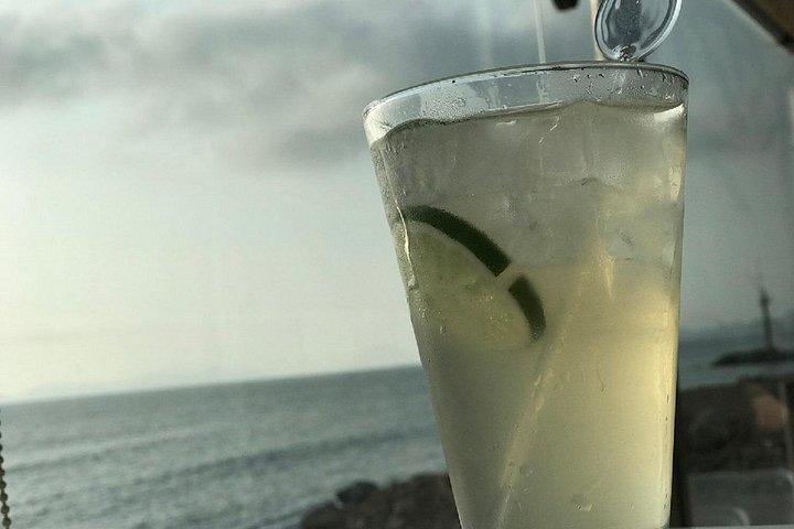 ミラフローレスとバランコのグルメツアー（夕食付き）