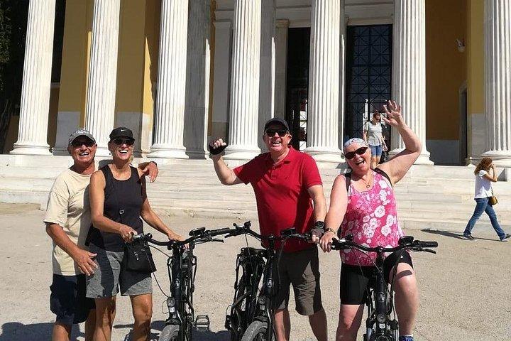 Tour privato in bici elettrica di Atene
