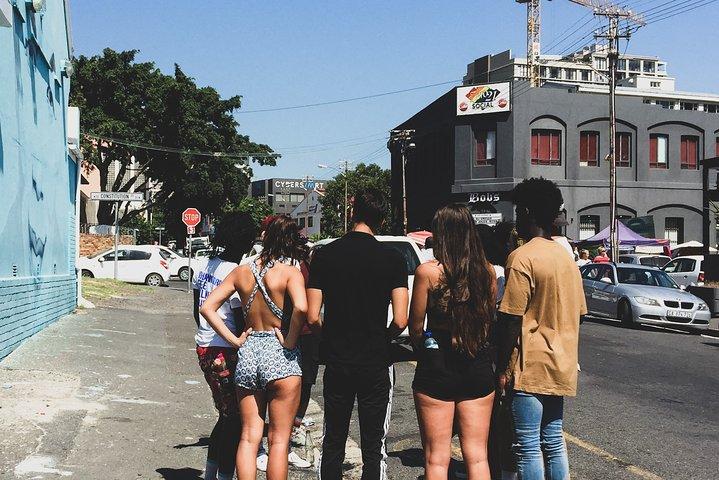 Cape Town Hostel Pub Crawl & LinkUps