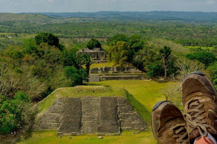 Ruines de Xunantunich et Tuyauterie de grotte de Placencia (luxe)