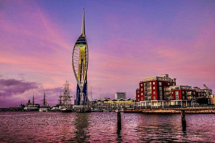 ロンドンからのチャールズディケンズの生家ポーツマス日帰りツアー