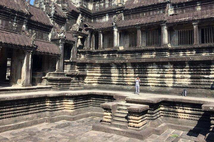 Private One Day Tour: Angkor Wat, Angkor Thom & Ta Prohm Temple