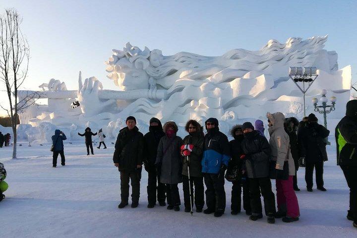 ハルビン氷雪祭を含む2日間のグループシティツアーパッケージ