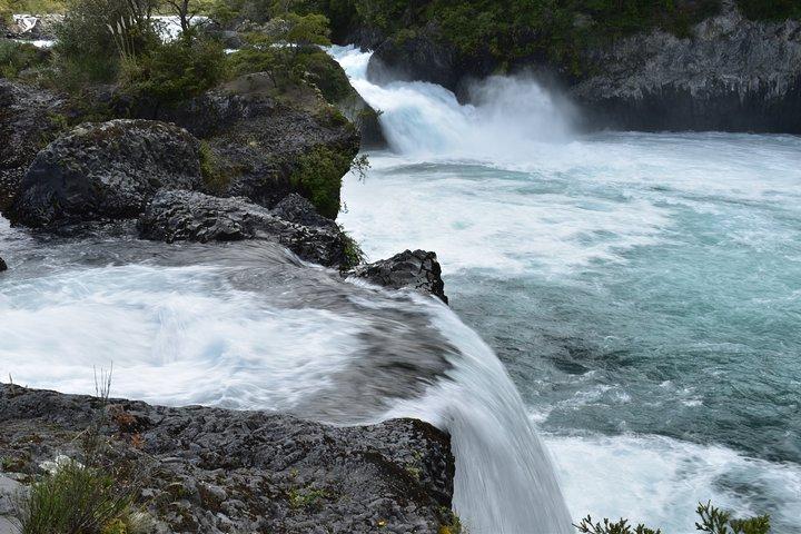 Excursão compartilhada Premium Full Day Vulcão Osorno e Petrohue Falls
