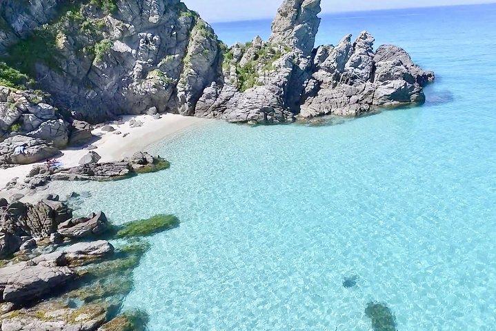 Tropea. Votre excursion privée en bateau de luxe. 10 personnes maximum. TOP !