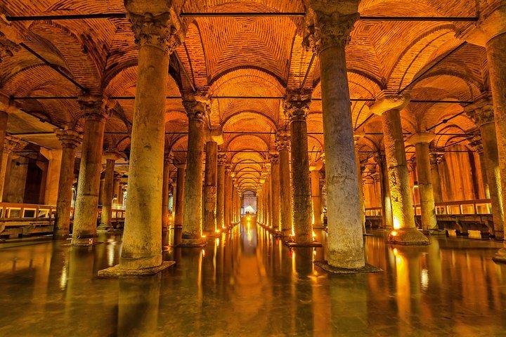Explore Istanbul’s most magnificent sites of a full-day Private Tour