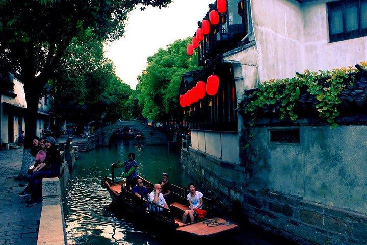 Private Tagestour nach Tongli Water Town mit Bootsfahrt und Mittagessen von Suzhou