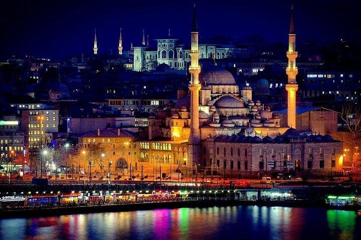 Traditional Turkish Dinner and Show in Istanbul
