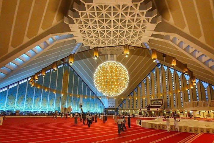 ファイサル モスク、パキスタン記念碑、昼食付きのイスラマバード シティ ツアー