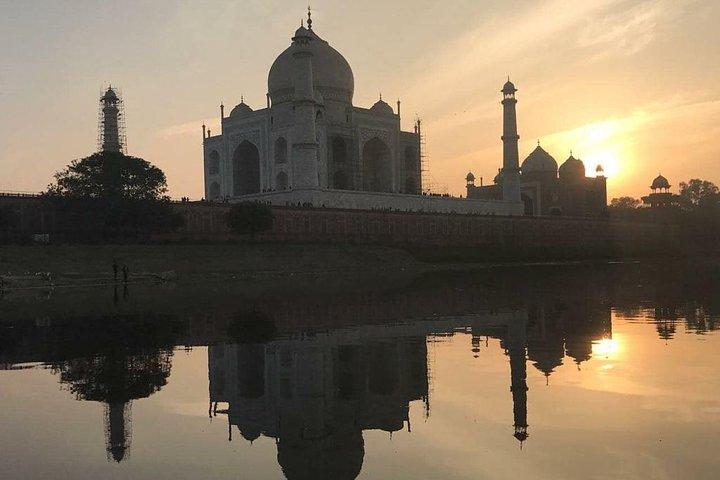 Da Jaipur: tour del Taj Mahal lo stesso giorno in auto