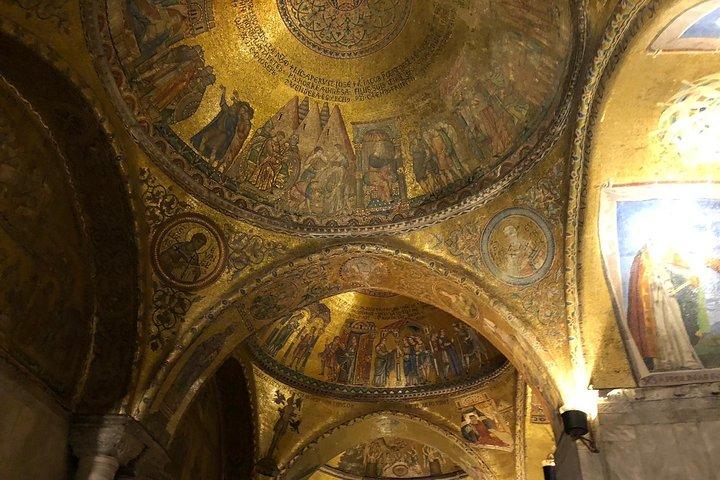 Private Dogenpalast & Markusdom After Hours Night Tour