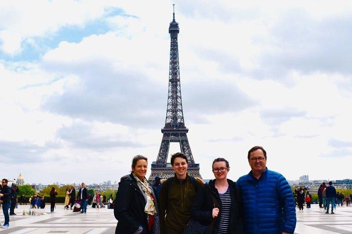 La Grande Escale de Paris: Visite privée avec surclassement en voiture en option