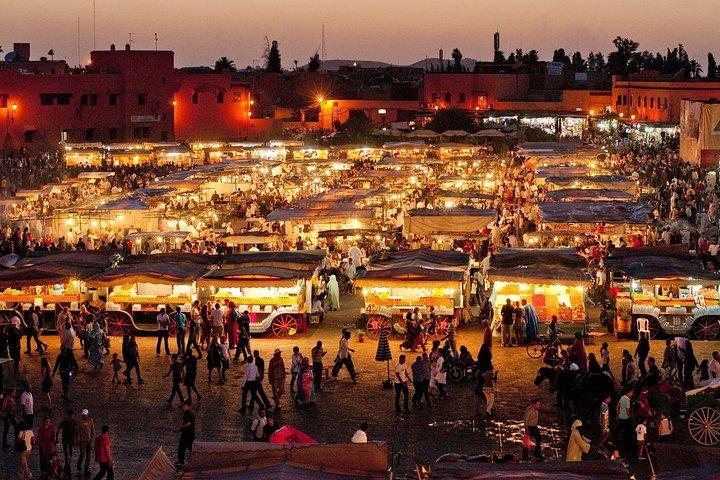 Marrakech Caleche ride by night with Free Time in Jemaa El-Fna