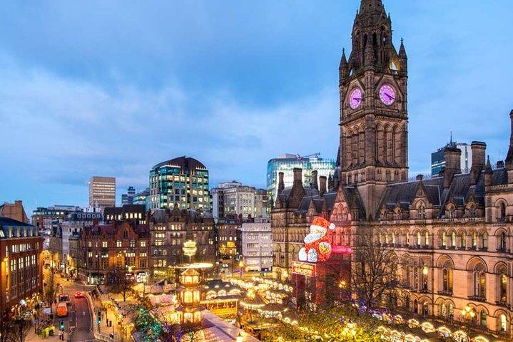 リバプールシティセンターからマンチェスター空港（MAN）へのプライベートトランスファー