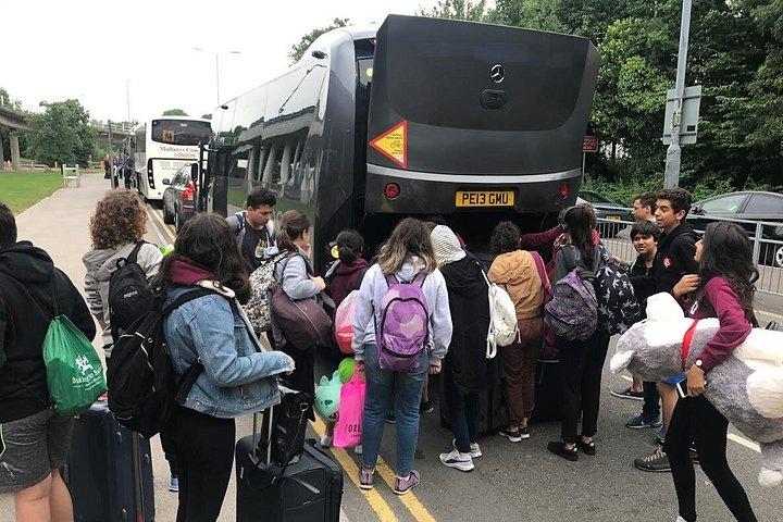 ロンドンガトウィック空港間のプライベートトランスファー-ロンドンシティ空港