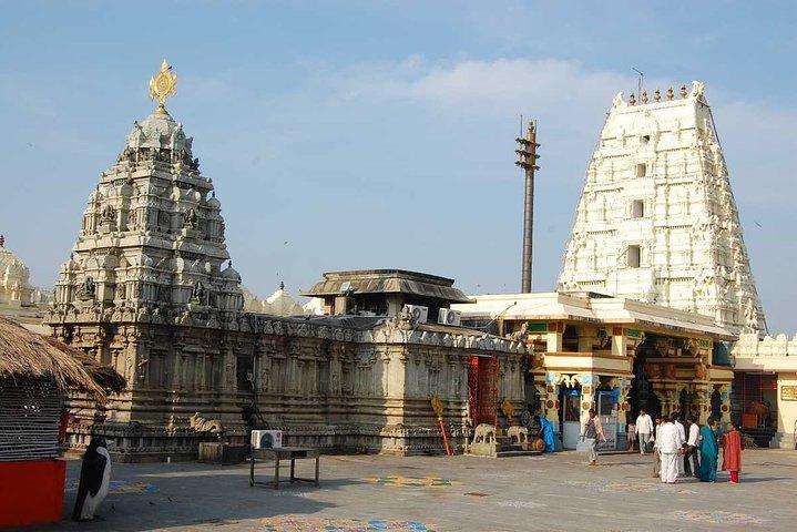 Trilha de Chennai para o Templo: Excursão Srikalahasti e Sri Venkateswara