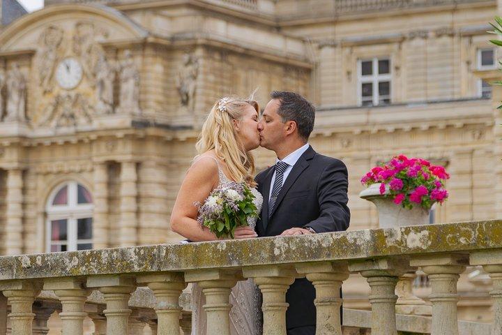 パリルクセンブルグガーデン結婚式誓い写真撮影によるリニューアル式