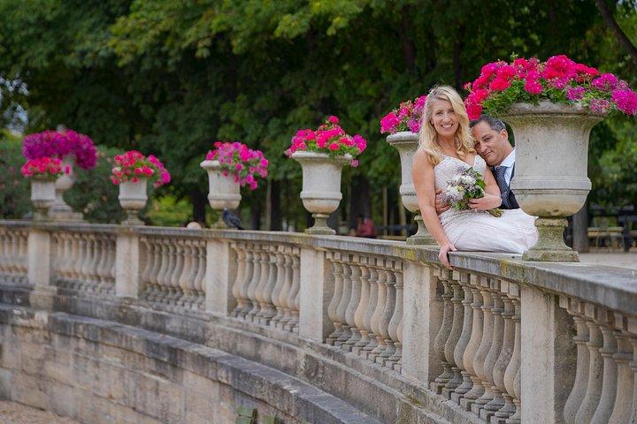 パリルクセンブルグガーデン結婚式誓い写真撮影によるリニューアル式