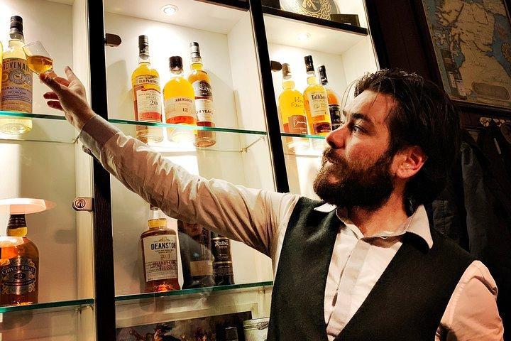 Casks & Chronicles: excursão de um dia pelas destilarias de uísque escocês