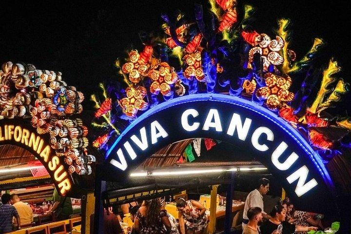 メキシカンパーティー ソキシミルコツアー！カンクンとリビエラ マヤからの往復送迎